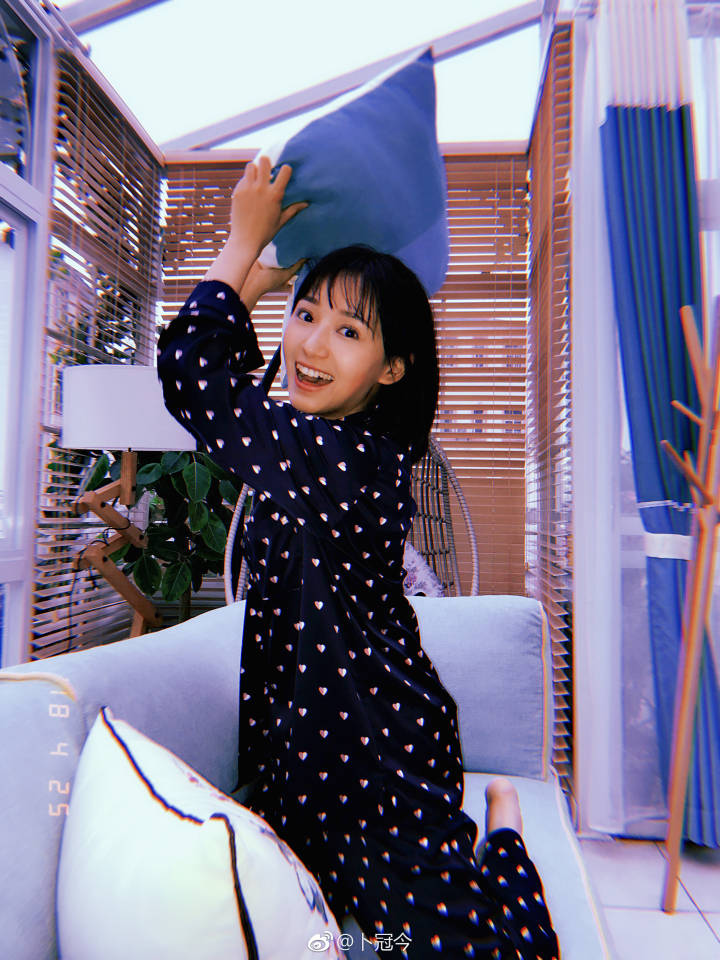 卜冠今最新科技新品，重塑未来生活体验的革命性创新