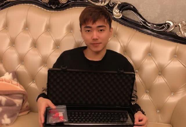 斗鱼最新动态,如何轻松上手斗鱼直播平台,成为热门主播的详细步骤指南